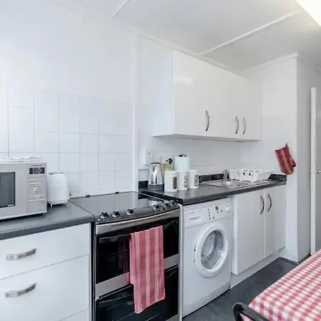 Spacious Double Room By Batteresa Park - Zone 1 London Exterior photo